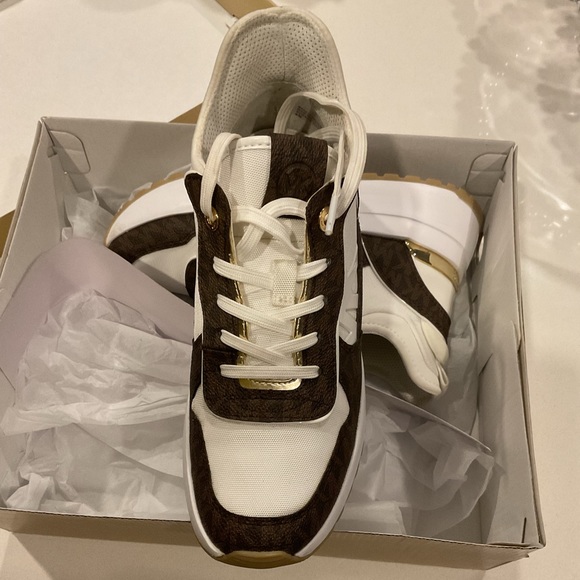 Muse trainer - Picture 2 of 6